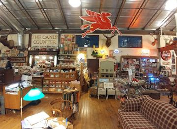 south-dakota/mount-rushmore/shop/holy-terror-antiques