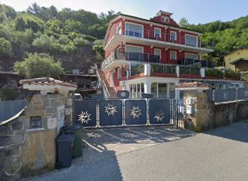 slovenia/piran/shop/wild-asparagus