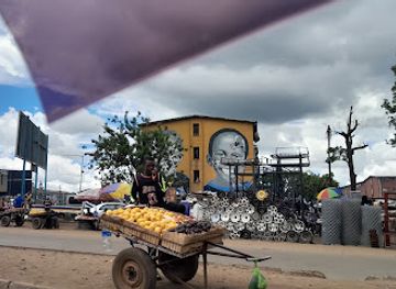 zimbabwe/mashonaland-central/shop/mupedza-nhamo-flea-market