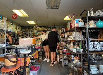 new-york/long-island/shop/just-things