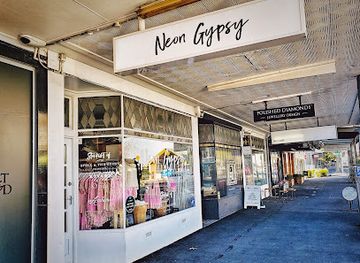 new-zealand/bay-of-plenty/shop/neon-collective