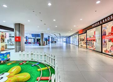 croatia/trogir/shop/marisa-shopping-center