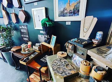 wisconsin/milwaukee/shop/beer-d-mke