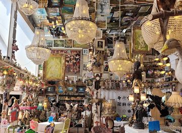 spain/ibiza/shop/sluiz