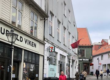 norway/preikestolen/shop/audhild-viken-avd-stavanger