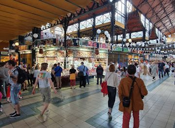 hungary/budapest/shop/hungarian-souvenir