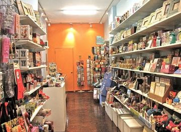 new-york/new-york-city/shop/random-accessories