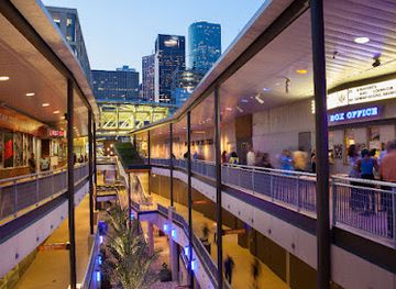 texas/houston/downtown-houston/shop/greenstreet