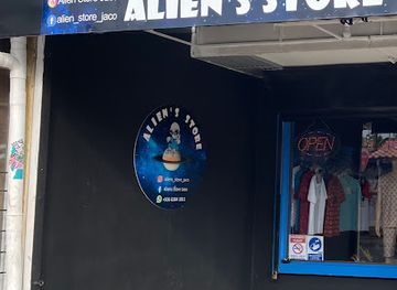 costa-rica/jaco/shop/aliens-store