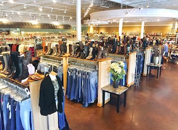 florida/gainesville/shop/sandy-s-savvy-chic-resale-boutique