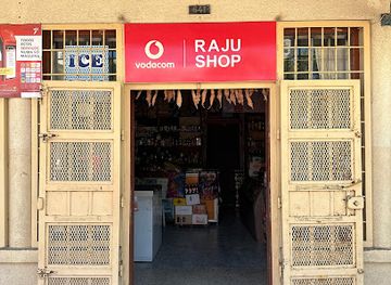 mozambique/inhambane/shop/raju-shop