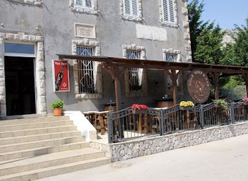 croatia/peljesac-peninsula/shop/wine-shop-skaramuca