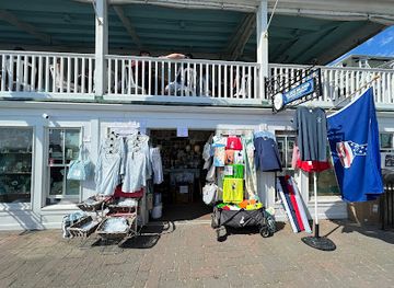 rhode-island/block-island/shop/block-island-trading-company