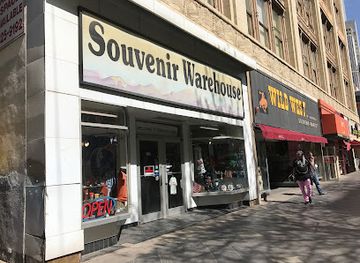 colorado/denver/shop/welcome-to-denver-store