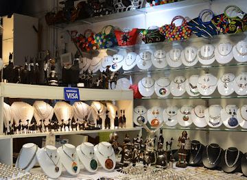 peru/machu-picchu/machu-picchu-pueblo/shop/mapi-art