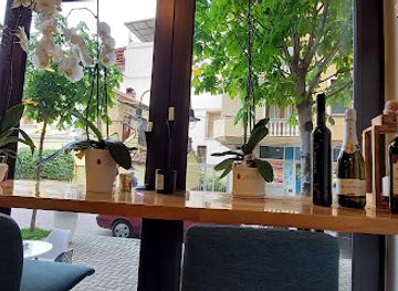 albania/pogradec-region/shop/kreperi-pasticeri-kanelle