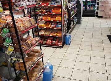 maine/old-orchard-beach/shop/coastal-convenience-store-and-smoke-shop