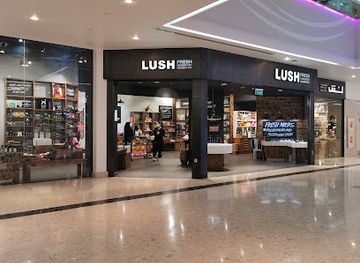 bahrain/bahrain-fort/shop/lush-cosmetics-bahrain-seef-mall