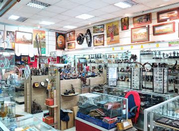 kenya/northern-frontier-district/shop/rupa-s-gift-centre