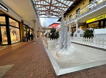 italy/emilia-romagna-riviera/shop/castel-guelfo-the-style-outlets