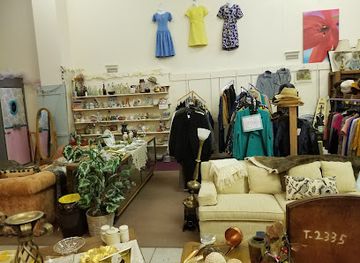 nevada/great-basin/shop/my-sisters-closet