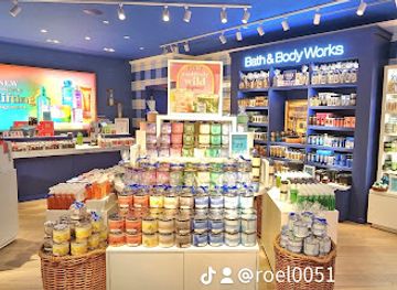 singapore/woodlands/shop/bath-body-works-causeway-point