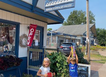 wisconsin/apostle-islands/shop/silverwaves-jewelry