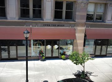 pennsylvania/scranton/shop/over-the-moon-scranton