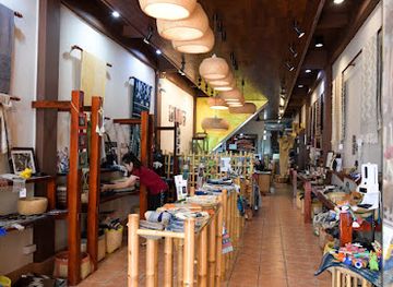 laos/vientiane/chanthabouly/shop/tai-baan-crafts