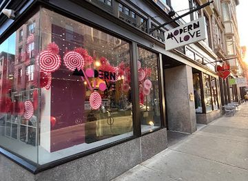 rhode-island/providence/shop/modern-love