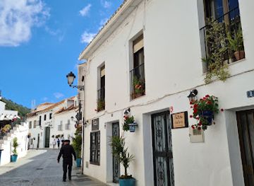 spain/costa-del-sol/shop/fatzzu-design