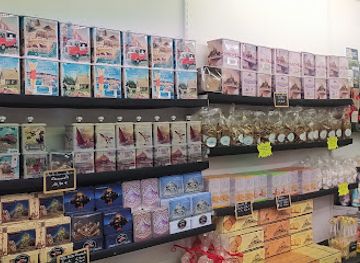 france/mont-saint-michel/shop/librairie-logis-saint-pierre