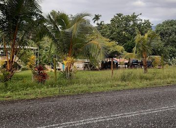 papua-new-guinea/new-ireland/shop/wrakafie-s-hamlet-store