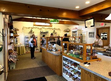 massachusetts/franklin-county/shop/richardson-s-candy-kitchen