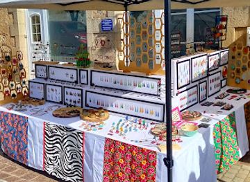 france/auvergne/shop/nabaiaga-creations-bijoux-accessoires-et-deco-decales-tours