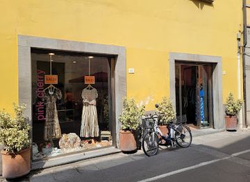 italy/pisa/shop/pink-cherry-srl