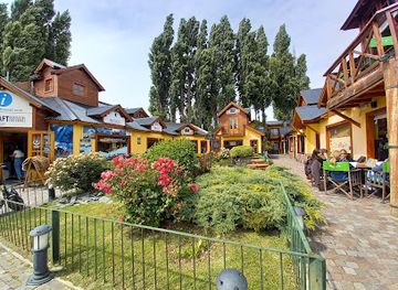 argentina/el-calafate/shop/paseo-de-los-pajaros