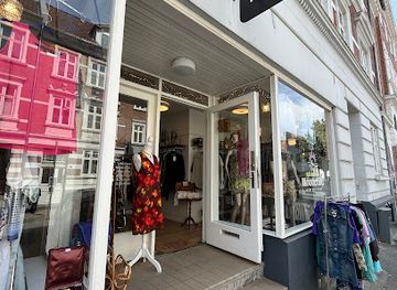 denmark/aarhus/shop/moonchild-vintage-arhus