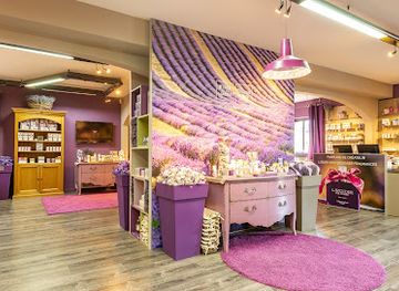 france/luberon/shop/le-chateau-du-bois-provence