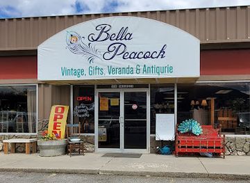 montana/helena/shop/bella-peacock-vintage-veranda-gift-antiqurie