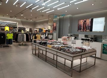 malaysia/genting-highlands/shop/h-m