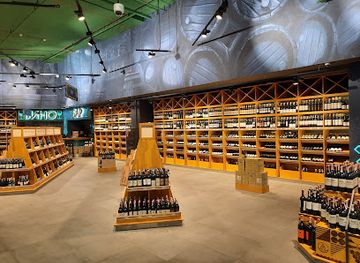 ukraine/kyiv/shop/blockbuster-mall