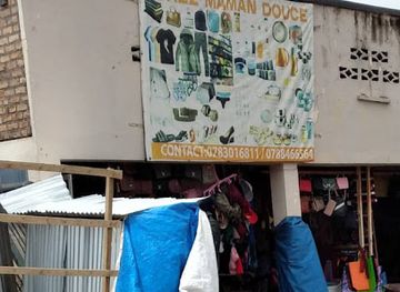 rwanda/butare/shop/chez-maman-douce