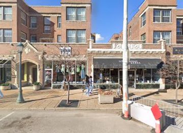 missouri/st-louis/the-loop/shop/pitaya