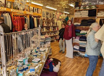 ireland/connemara-national-park/shop/aran-woollen-store