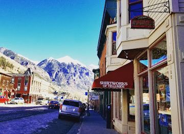 colorado/telluride/shop/shirtworks-of-telluride