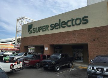 el-salvador/puerto-la-libertad/shop/el-faro