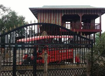 myanmar-burma/naypyidaw/shop/thant-zin-oo-jade-store