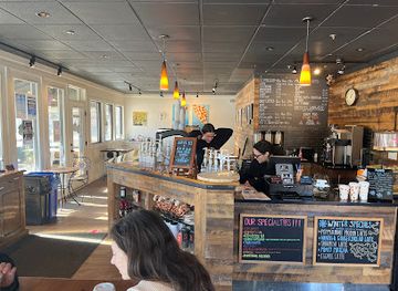 vermont/mount-mansfield/shop/girakofi