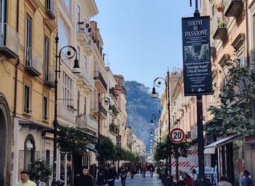 italy/sorrento/shop/fiorentino-adario-boutique